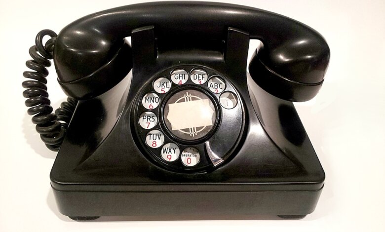 Outdated Gadgets Your Children Won't Understand- rotary telephone