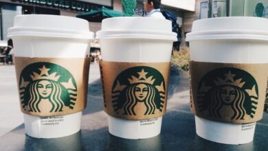 coffee-shop-starbucks-hacking