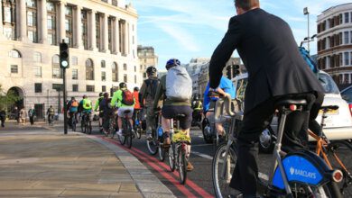 London-cyclists-smart-tech