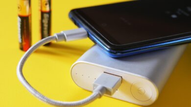 best wireless power banks iphone laptops ipads